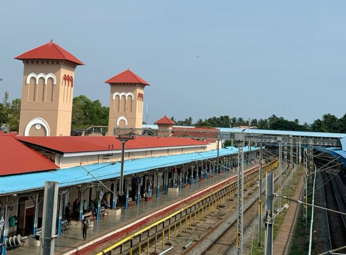 How To Reach Kozhikode: Flight, Train & Road Options 3 How To Reach Kozhikode