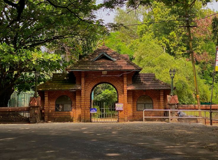 How To Reach Kozhikode: Flight, Train & Road Options 1 How To Reach Kozhikode