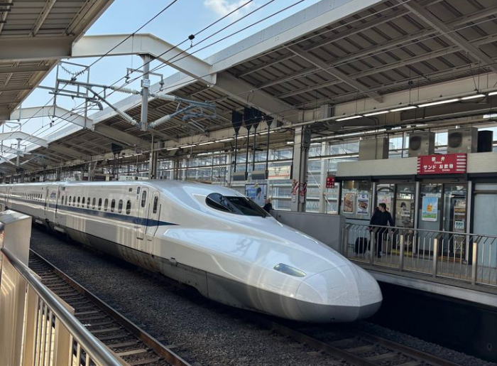 Mumbai-Ahmedabad Bullet Train To Get Earthquake Detection System: Here's How It Will Protect Passengers 3 Mumbai-Ahmedabad Bullet Train