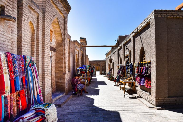 Uzbekistan on a budget