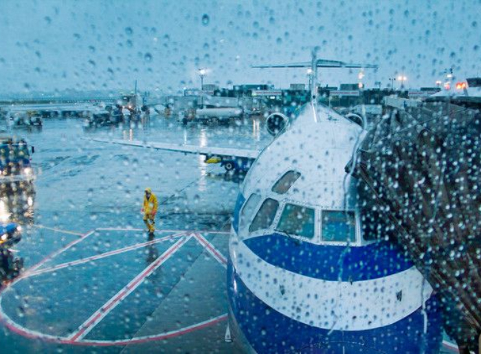 Flight delayed due to rain in India and passenger rights for delays and cancellations