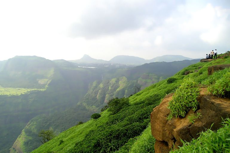 visit lohgad this weekend (1)