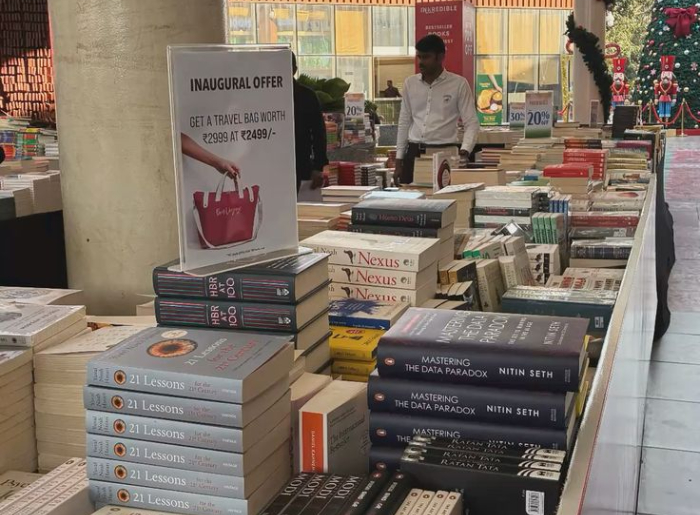 68 Indian Airports Now Have Free Libraries: How The Flybrary Works 2 Flybrary initiative offering free books to passengers at airports across India