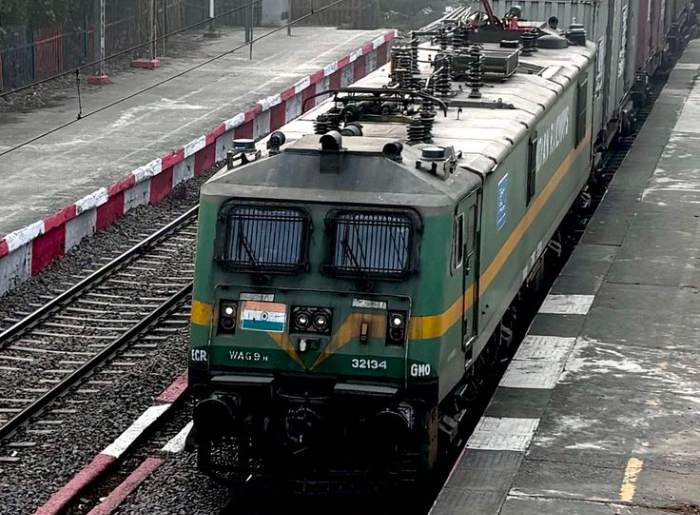 8 Scenic Train Journeys To Take In India This August 8 Scenic Train Journeys In India