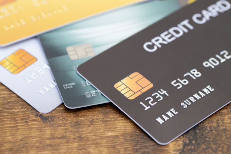 Which Is The Best Travel Credit Card In India? Compare Fees, Miles, Rewards & Lounge Access 1 Best Travel Credit Cards In India