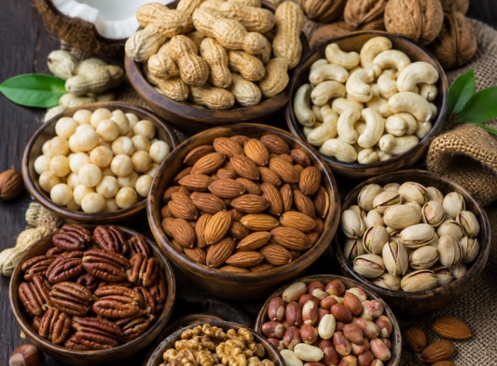 Healthy food tips for staying fit while traveling