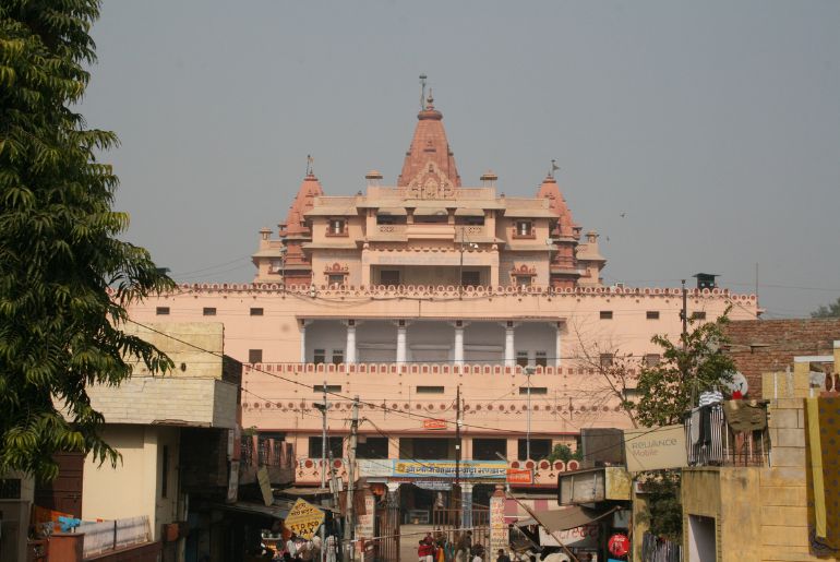 how to reach Mathura