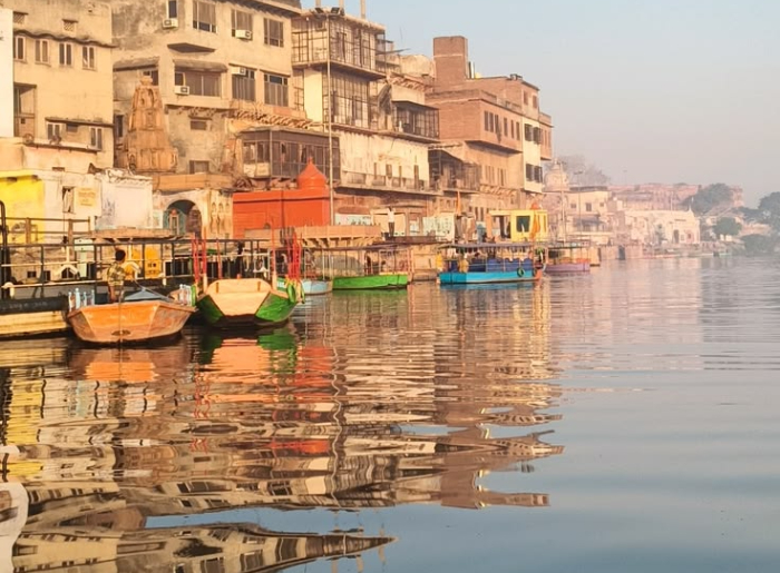 Mathura Travel Guide: Best Places To Visit, Stay, Weather & Travel Tips 2 - Mathura Travel Guide to temples, ghats and places to visit in Mathura