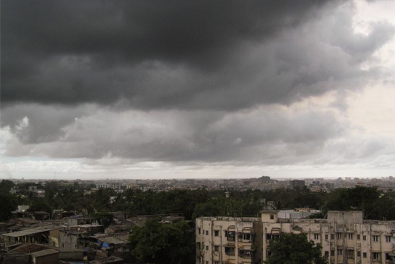 IMD issues yellow alert for Mumbai
