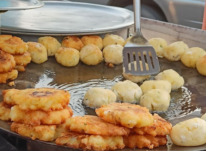 What Should You Eat In Prayagraj? 10 Local Foods And Places Worth Trying 2 Famous local food in Prayagraj