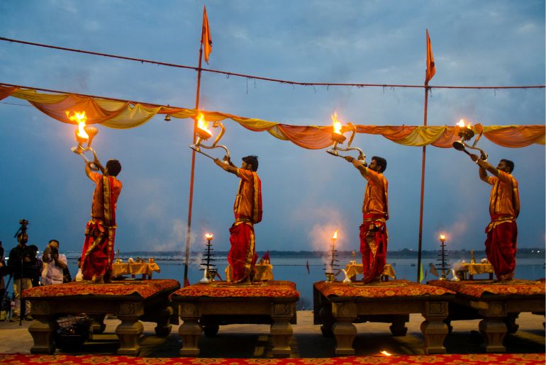 Where Should You Stay In Varanasi? Assi Ghat, Godowlia Or Cantonment Compared 1 stay in varanasi