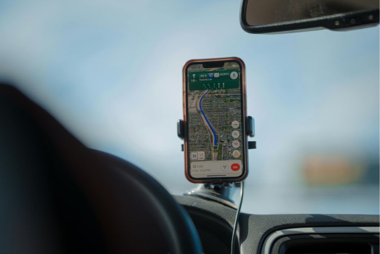 Waze vs Google Maps navigation apps for a road trip