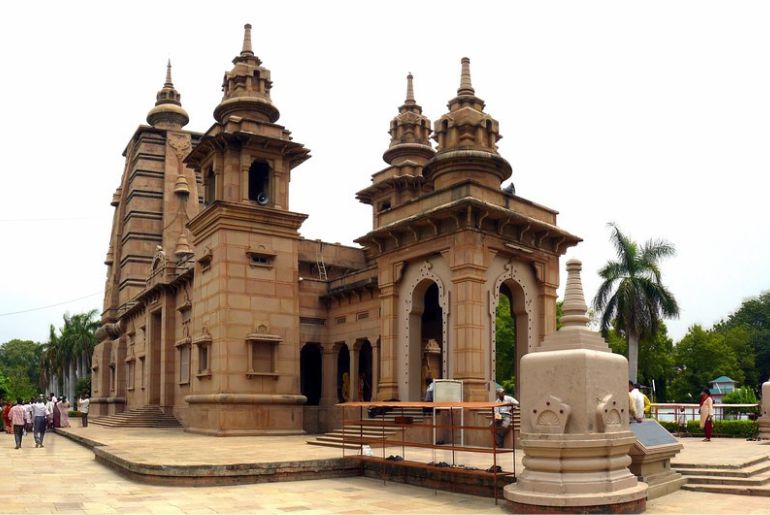 Why Is Sarnath Important To Buddhism? The Story Behind Buddha's First Sermon 1 sarnath buddhism