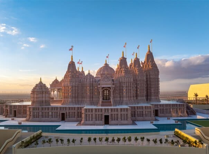 8 Spectacular BAPS Temples Around The World You Should Visit 4 BAPS Hindu temple showcasing traditional architecture and intricate carvings