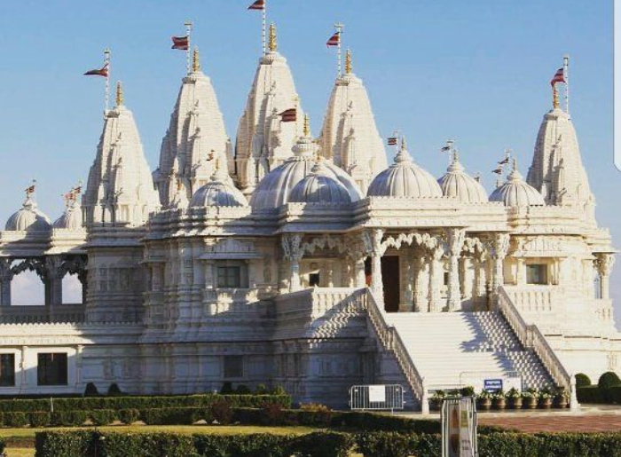 8 Spectacular BAPS Temples Around The World You Should Visit 1 BAPS Hindu temple showcasing traditional architecture and intricate carvings