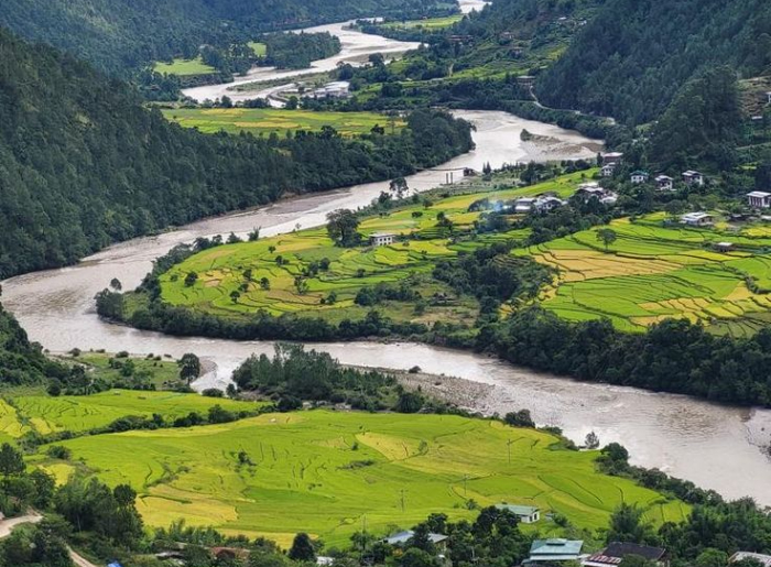 Can You Travel Around Bhutan Without A Tour Package? Here's What You Must Know 2 Travelling around Bhutan without a tour package