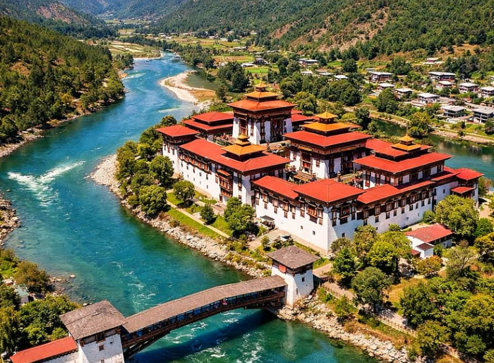 Can You Travel Around Bhutan Without A Tour Package? Here's What You Must Know 1 Travelling around Bhutan without a tour package
