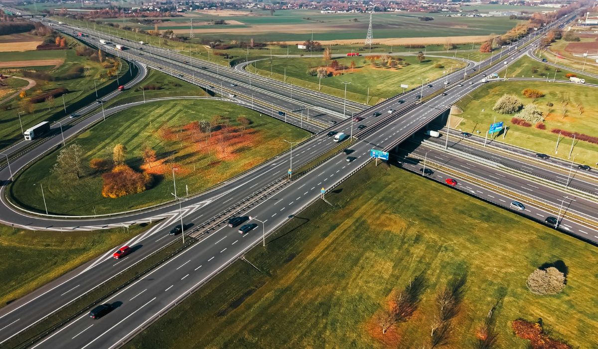 Delhi-Noida elevated road proposed between DND and Sector 60
