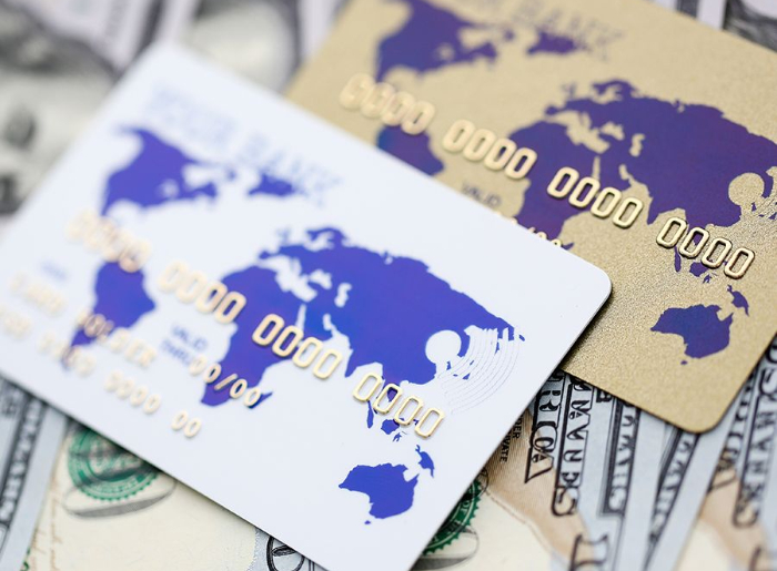 Forex Card Vs Credit Card Vs Cash: Which Is Better Abroad? 1 Forex card, credit card and cash for international travel