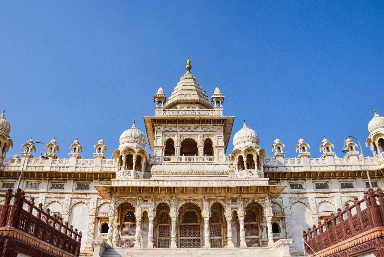 I Traveled Solo To Jodhpur For 3 Days: Here Are 10 Things You Must Know Before Your Trip 3 Solo traveller exploring Jodhpur's Blue City