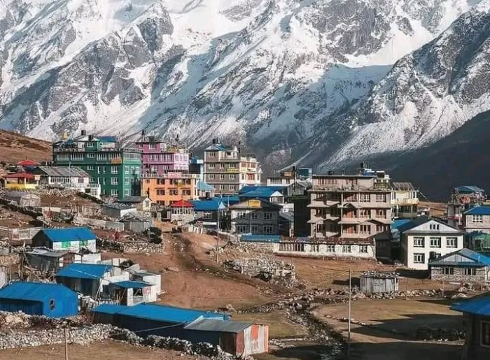 How To Plan A Lachung Trip: Permit, Stay & Places To Visit 2 Lachung Travel Guide