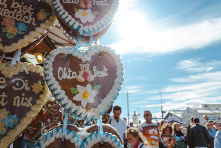 Where To Celebrate Oktoberfest 2026 In Mumbai? Top 5 Places To Visit 1 Oktoberfest 2026 celebrations in Mumbai