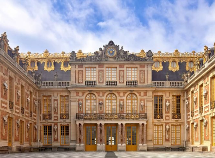 10 Tourist Attractions In Paris You Must Add To Your Must-Visit List 8 Eiffel Tower and Paris skyline