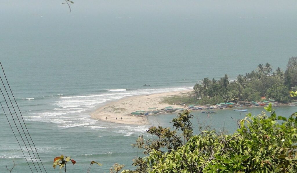Seagull Island in Maharashtra near Devbag