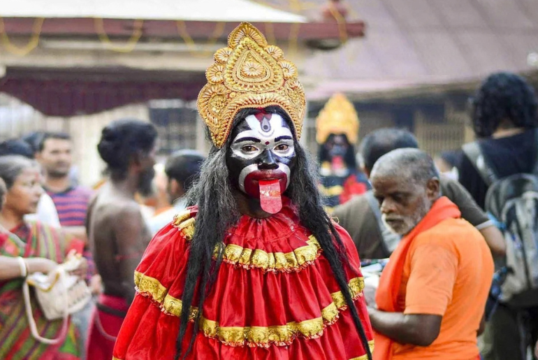 7 Unique Festivals In Northeast India That Deserve A Spot On Your Travel Calendar 1 Traditional festival celebration in Northeast India