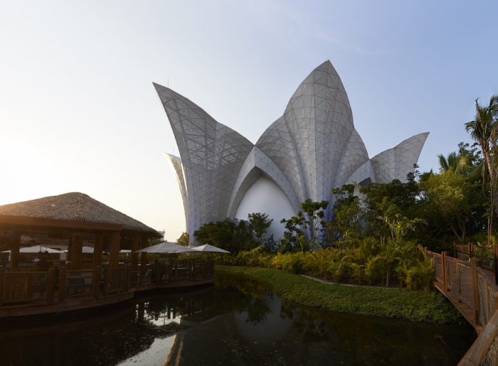 VidantaWorld Beauty of Nature luxury theme park in Mexico 