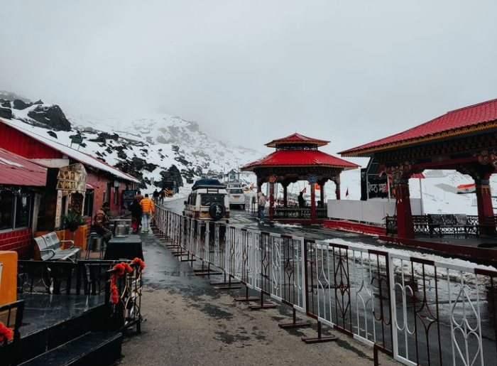 How To Plan A Zuluk Trip: Best Route, Permits, Cost & When To Visit 3 Zuluk Old Silk Route and its famous hairpin bends in East Sikkim