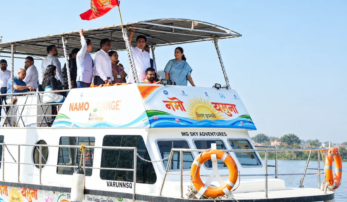 Delhi Yamuna cruise
