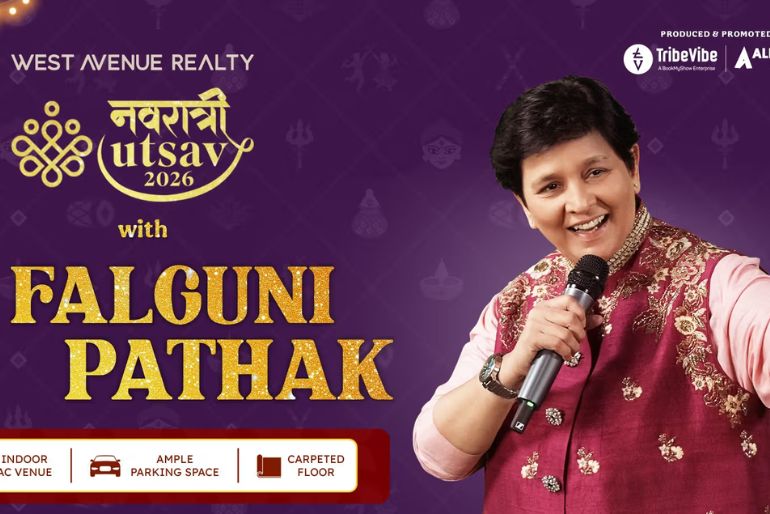 Falguni Pathak performing Garba during Navratri 2026 in Mumbai