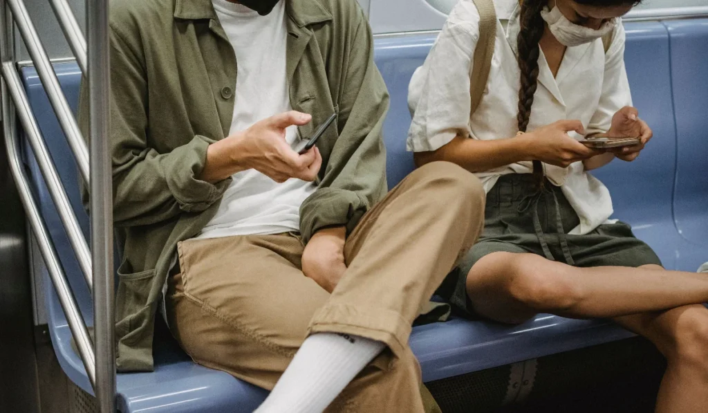 Indian Railways: Watching Reels Loudly In Trains Can Now Get You Fined, Or Even Jailed! 6 Indian Railways rules for passengers travelling inside train