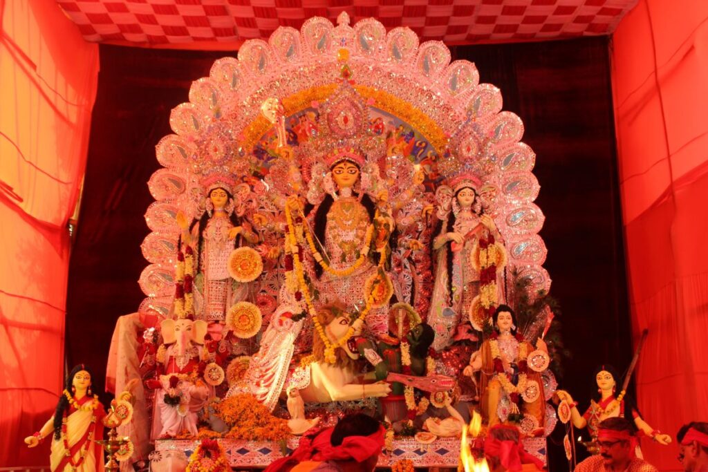 Is Kashmere Gate Durga Puja Worth Visiting? How To Reach The Historic Delhi Pandal 1 Kashmere Gate Durga Puja pandal