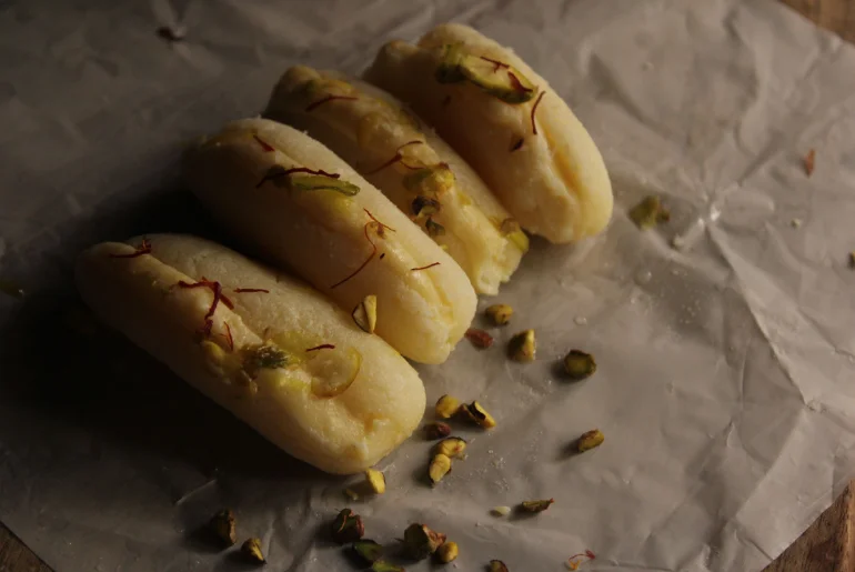 What Should You Eat On Your First Trip To Kolkata? A Food Trail Beyond Kathi Rolls 2 Traditional Kolkata food including Bengali dishes, street snacks and traditional sweets