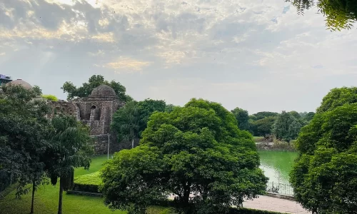 How To Spend A Day In Hauz Khas