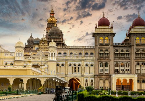 How To Visit Mysore Palace