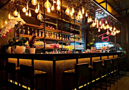 best bars and pubs in Mumbai (1)