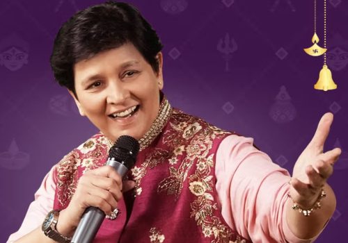 Falguni Pathak performing Garba during Navratri 2026 in Mumbai