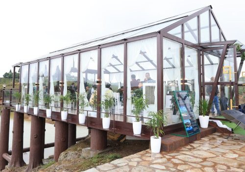 glass house restaurant mawrah meghalaya
