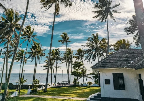 Varkala Cliff accommodation near the beach and cafes